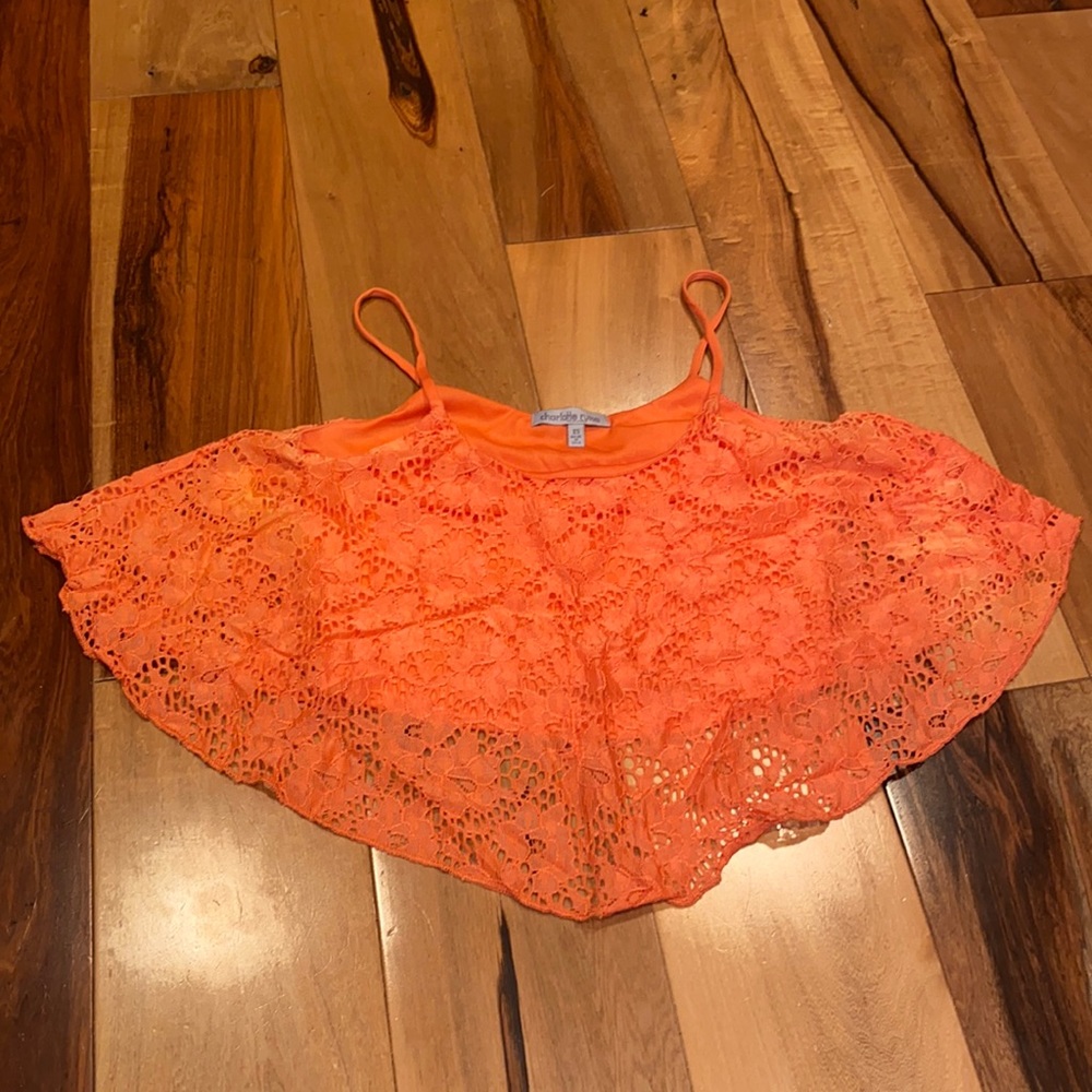 LIKE NEW- CHARLOTTE RUSSE LACE OVERLAY CROP TOP - WOMENS XS